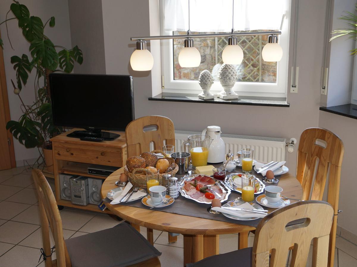 Sch Ne Wohnung In Der Moselregion Kinheim Esterno foto